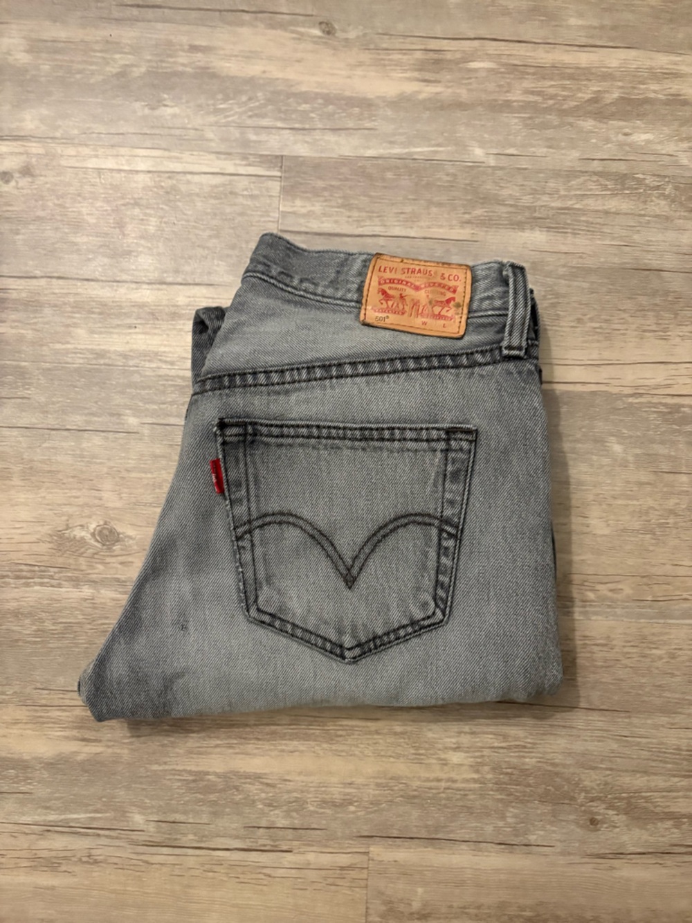 Levi's Light Gray Denim Jeans sz 26